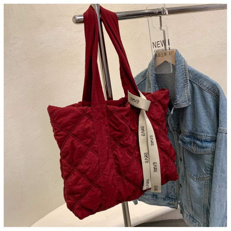 Пуховая сумка для отдыха, женская сумка на плечо, осенне-зимняя сумка Linggetote, сумка большой вместимости, студенческая сумка