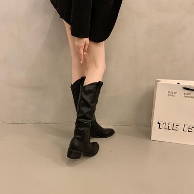 Коричневые сапоги с V-образным вырезом женские 2025 осень новые на толстом каблуке замшевые высокие сапоги-рыцари популярные западные сапоги с подкладкой