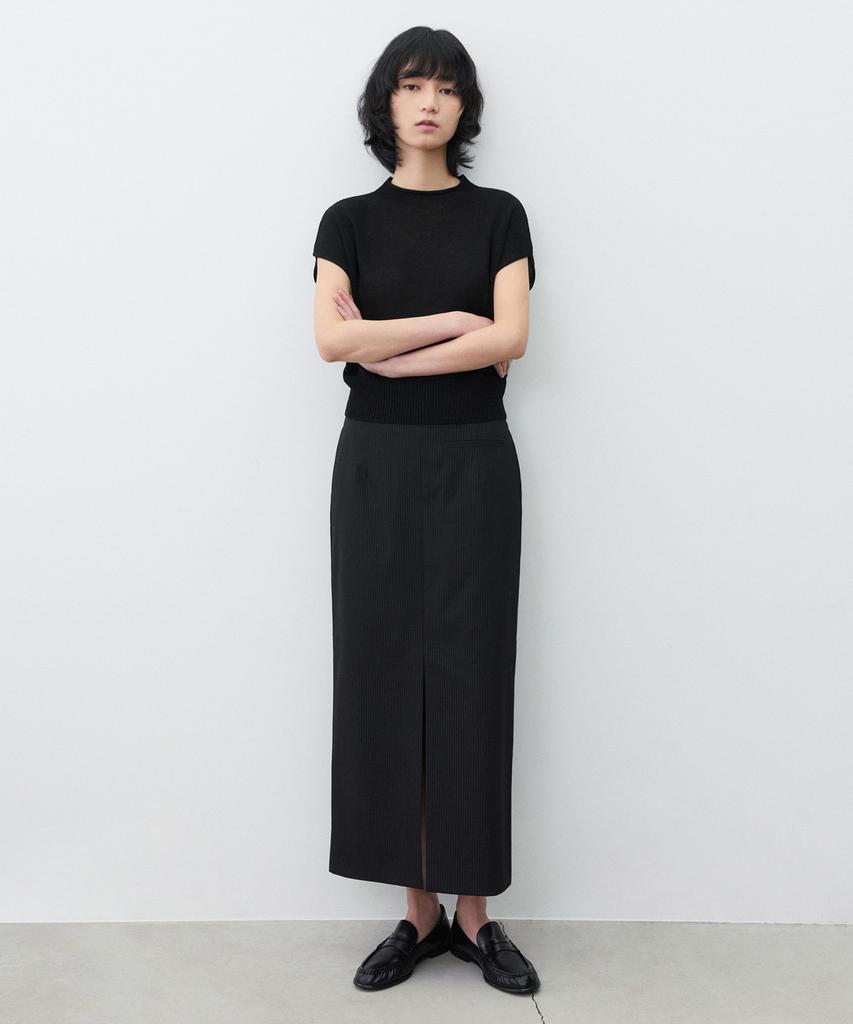 Suare Woman Front Slit Maxi Skirt Black