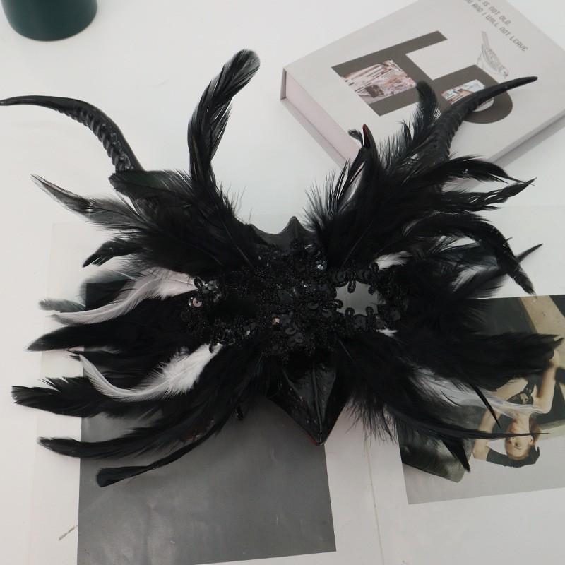 Gothic Half Face Feather Mask Halloween Party Costume Accessory