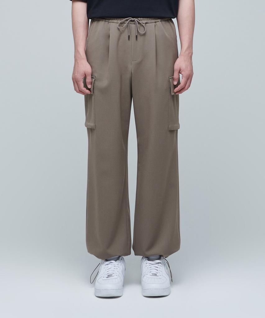 MUSINSA STANDARD Wide Elastic Cargo Slacks [Dusty Beige]