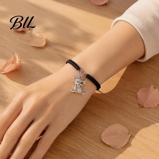 Gifts with Blessing Card Cute Highland Cow Bracelet for Women, Metal Charm Adjustable Friendship Her Card, Handmade Braided Rope String Wristband,