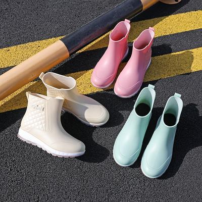 Женская модная водонепроницаемая обувь для дождя с толстой подошвой для тепла и универсальные кухонные рабочие резиновые сапоги, модная резиновая обувь