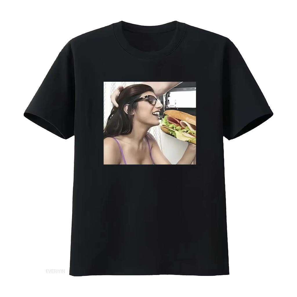 2026 New LIMITED NEW Mia Khalifa Star Eating Sandwich T Shirt Vintage Streetwear Versatile Unisex T Shirt