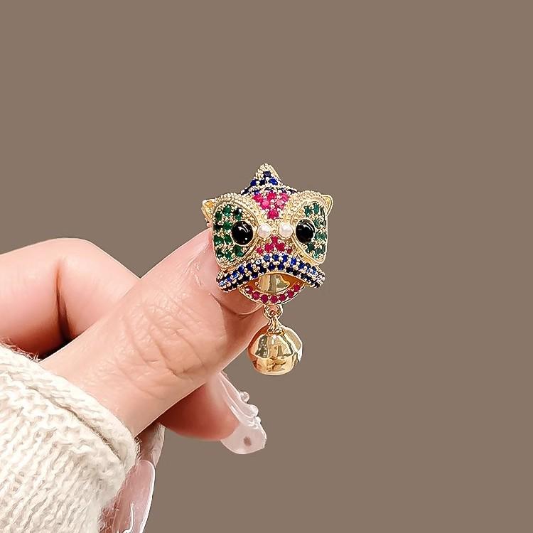 Брошь «Львиный колокольчик»: Унисекс ретро-булавка для корсажа с пряжкой для воротника в национальном стиле