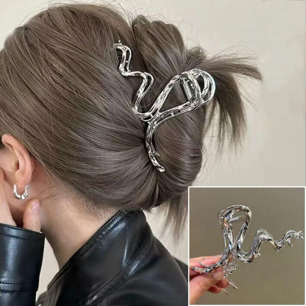 Y2K Geometric Hair Claw Clip Vintage Alloy Shark Clip Fashion Gripper Women Girl Hair Accessory