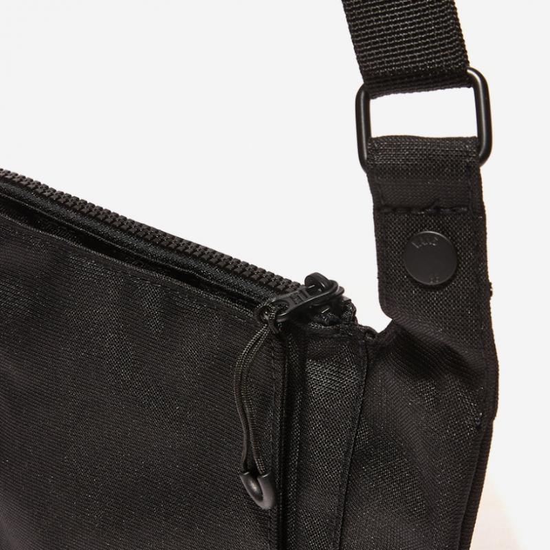 Сумка через плечо Barnes Volyn Vn000j30blk Черный