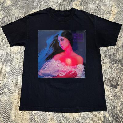 WEYES BLOOD И В Тьме Сердца Светятся Полноразмерная Унисекс Футболка S-5XL