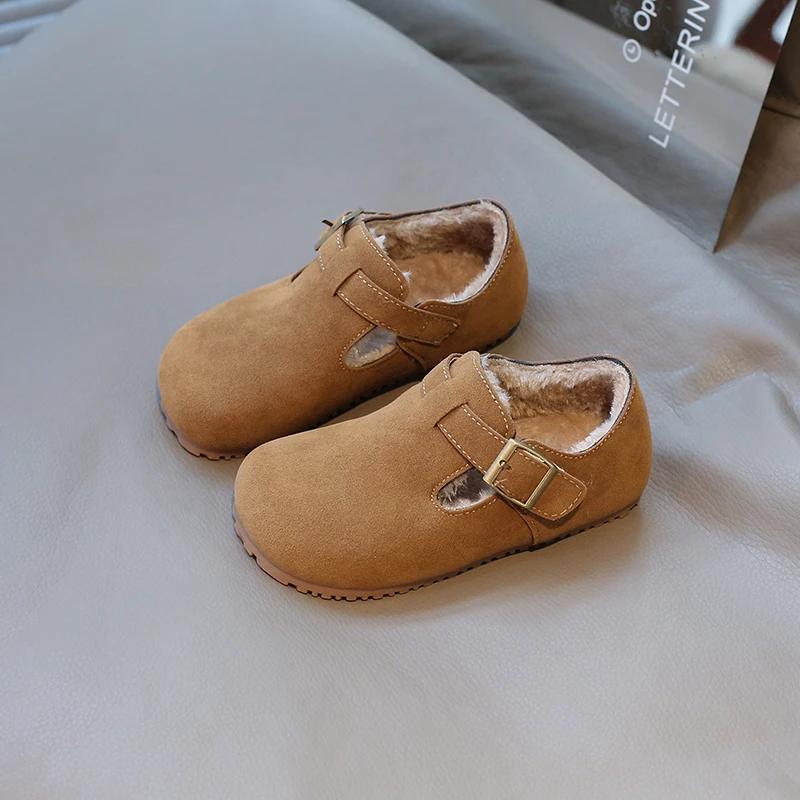 Зимняя детская обувь с круглым носком, теплая, модная, плюшевые балетки на плоской подошве, универсальная повседневная обувь для девочек для улицы, хлопковая обувь, простой тренд