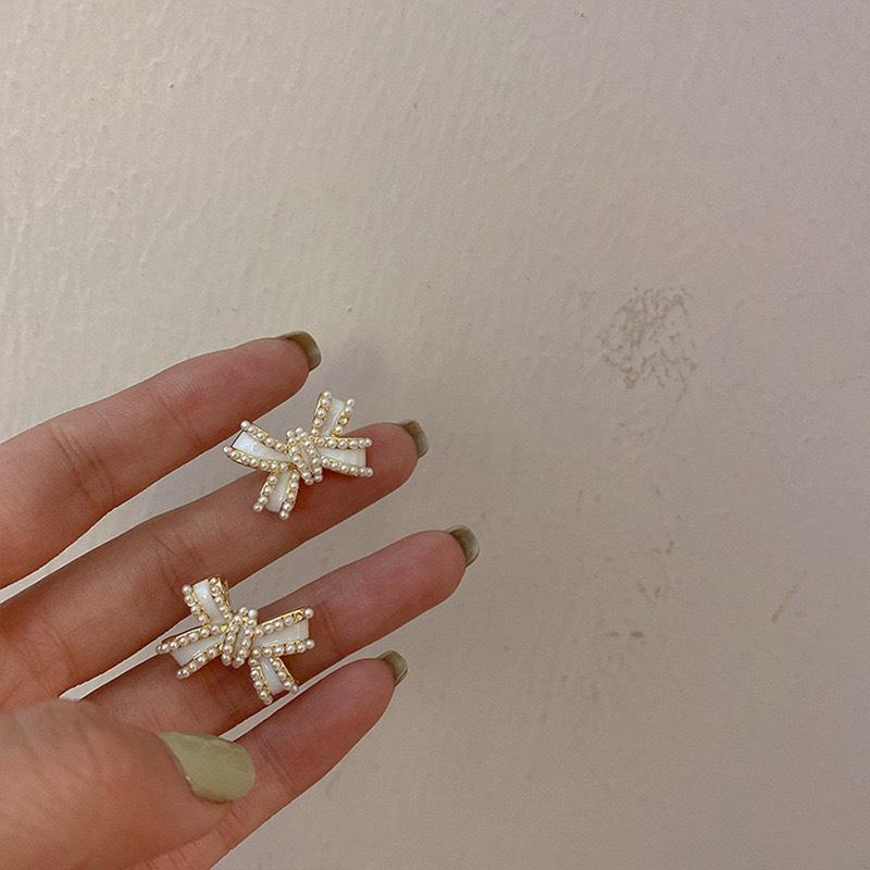 Трендовые клетчатые мозаичные серьги Осень/Зима 2025 для женщин