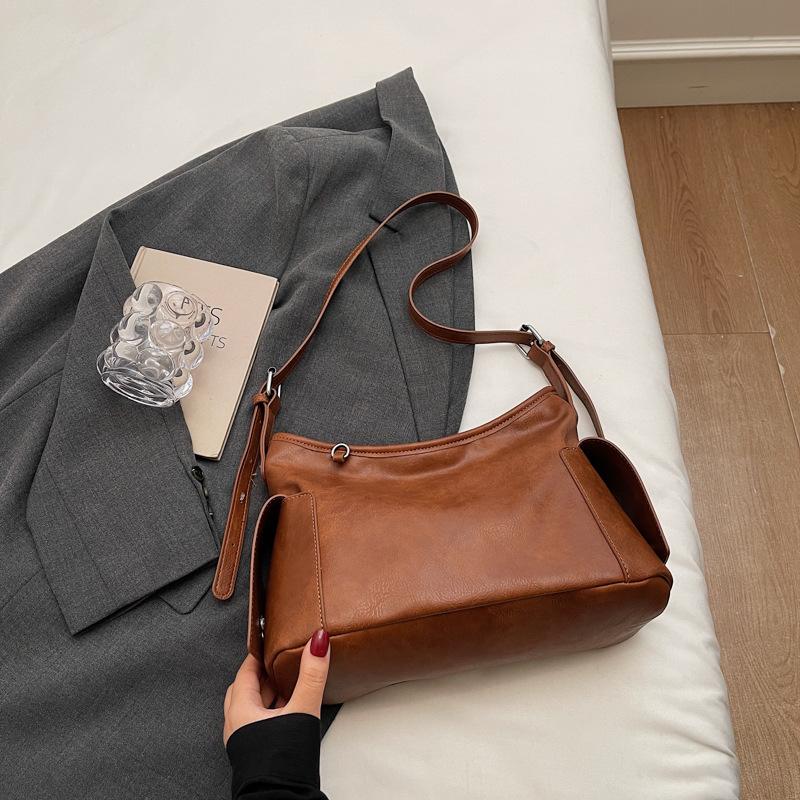 Large-capacity Bag Women's 2025 New Autumn and Winter Popular High-end Textured Shoulder Bag Commuter Tote Bag Messenger Bag