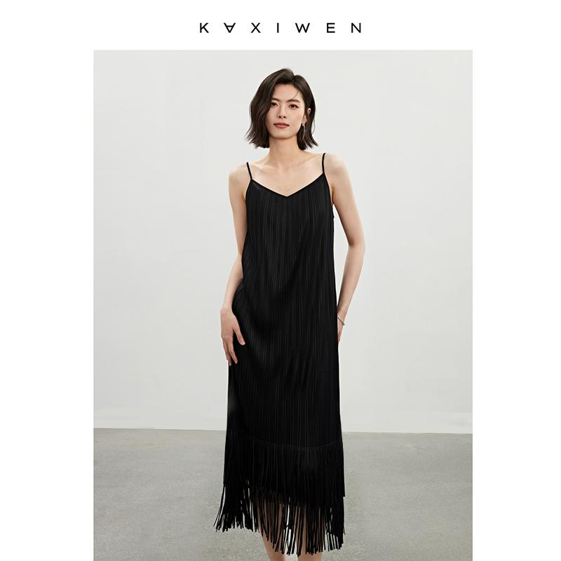Romantic organ pleated dress