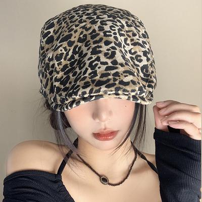Американская ретро-шляпа Женская шляпа Spice Girl с леопардовым принтом Forward Hat Autumn Thin Niche Design Sense Fashion Duck Tonge Beret