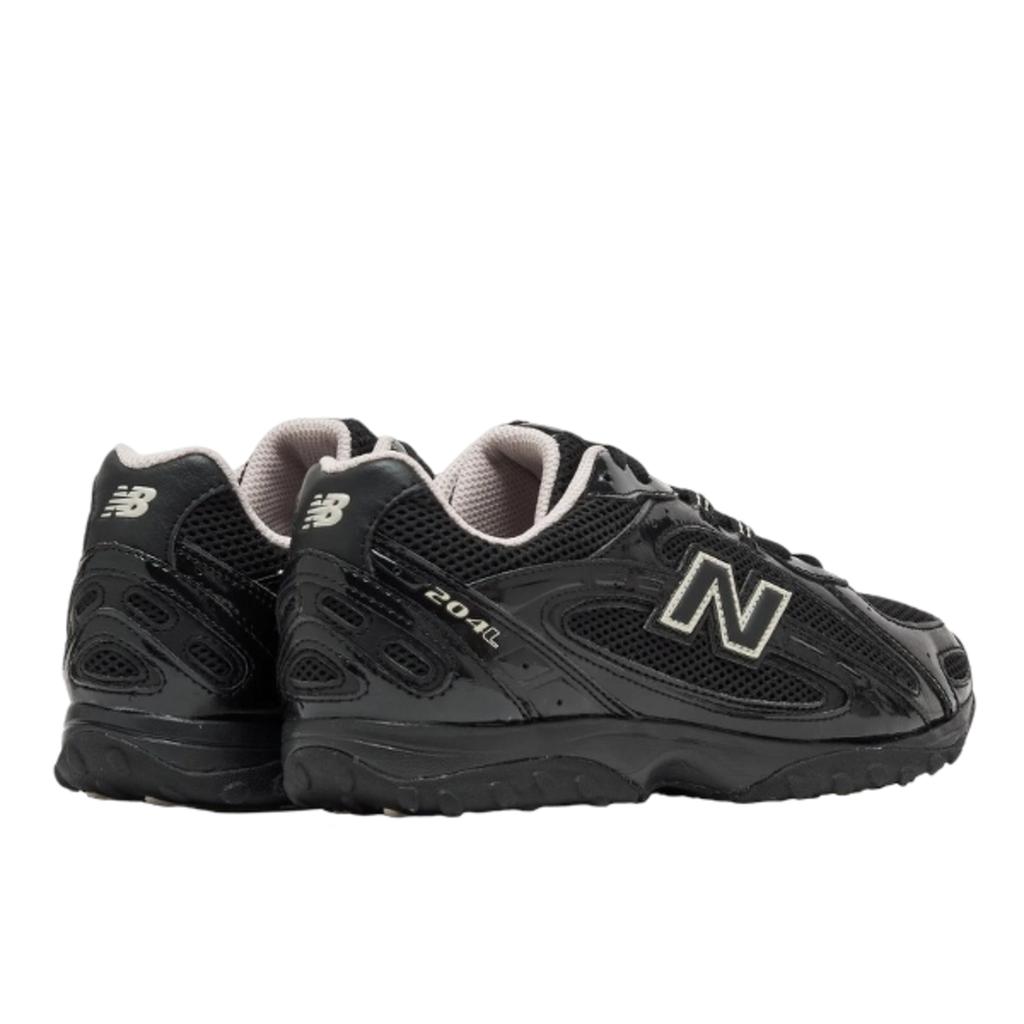 New Balance 204л Черный Тимбервульф