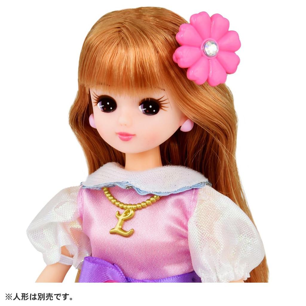 Takara Tomy Licca-chan Dreamy Brush and Hair Accessory Set Dress-up Play Toy for Ages 3 and Up