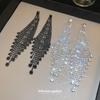 Серебряные серьги-кисточки с бриллиантами в виде игл: Шикарный, индивидуальный дизайн для женщин — элегантный, модный и роскошный.