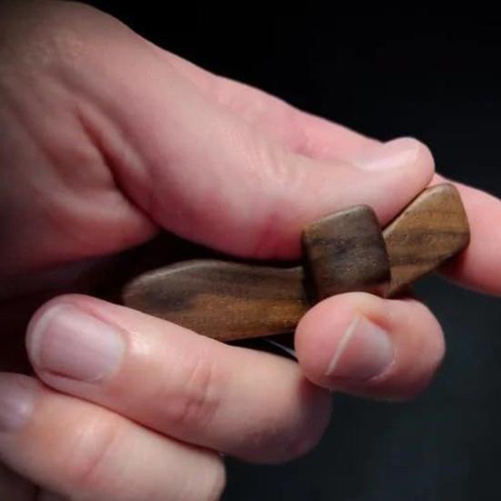 Изготовленный вручную деревянный крест-накрест для молитвы, карманный крестик для пальцев, гаджет для снятия стресса, сжимания, цепляния и молитвы, ободряющий подарок