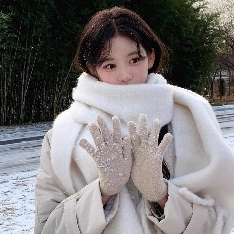 New solid color haze blue scarf women's winter fluffy hair thickened student white warm scarf