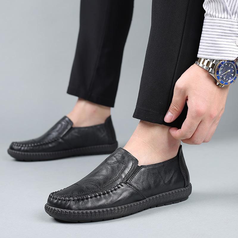 Fashion Genuine Leather Mens Loafers Comfortable Slip On Driving Casual Shoes Soft Bottom Men's Boat Footwear Fashion Comfortable Lazy