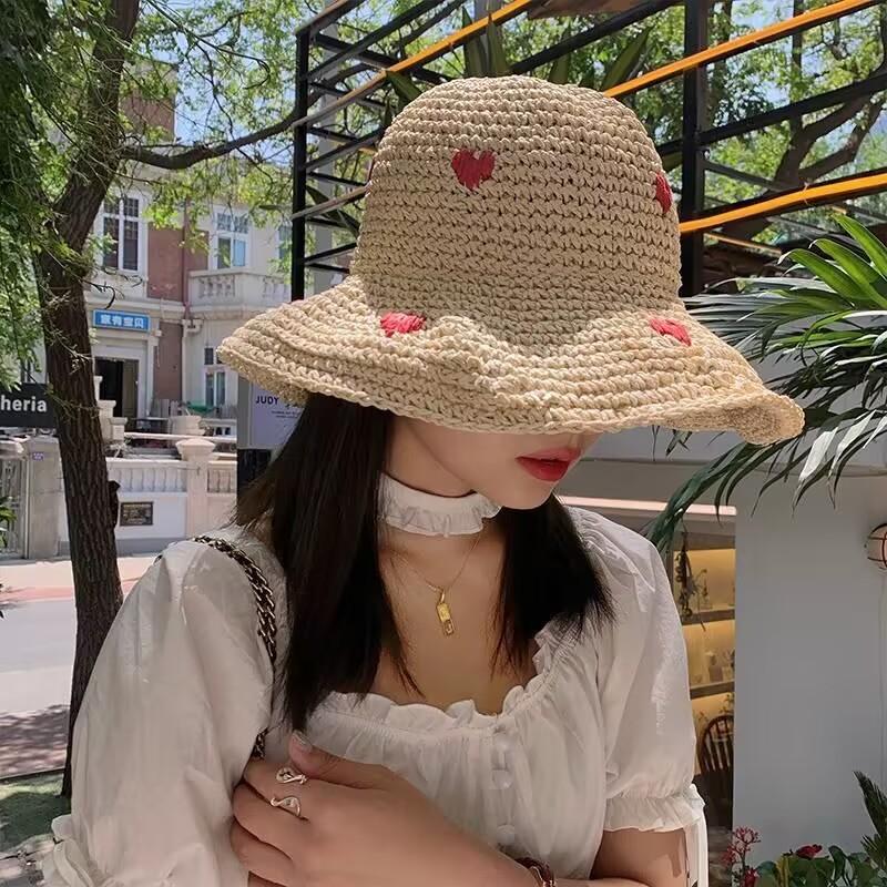 Love bucket hat ladies folding sun hat hand crocheted holiday straw hat sunshade basin hat