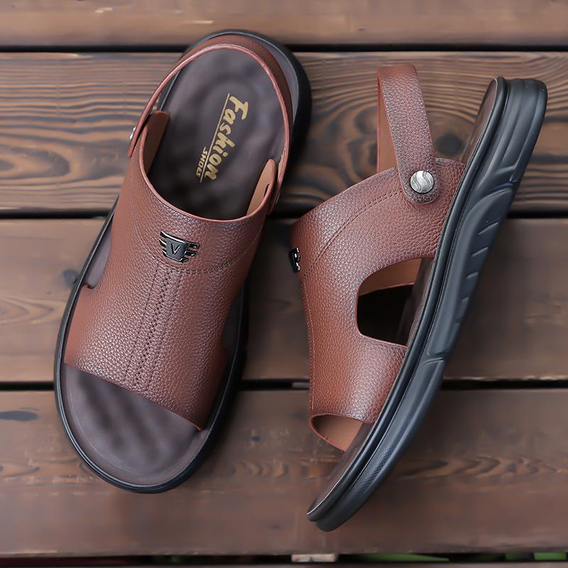 Summer Men's Breathable Sandals Comfortable Casual Beach Shoes with Soft Soles Comfortable Fashionable Versatile Cool Slippers
