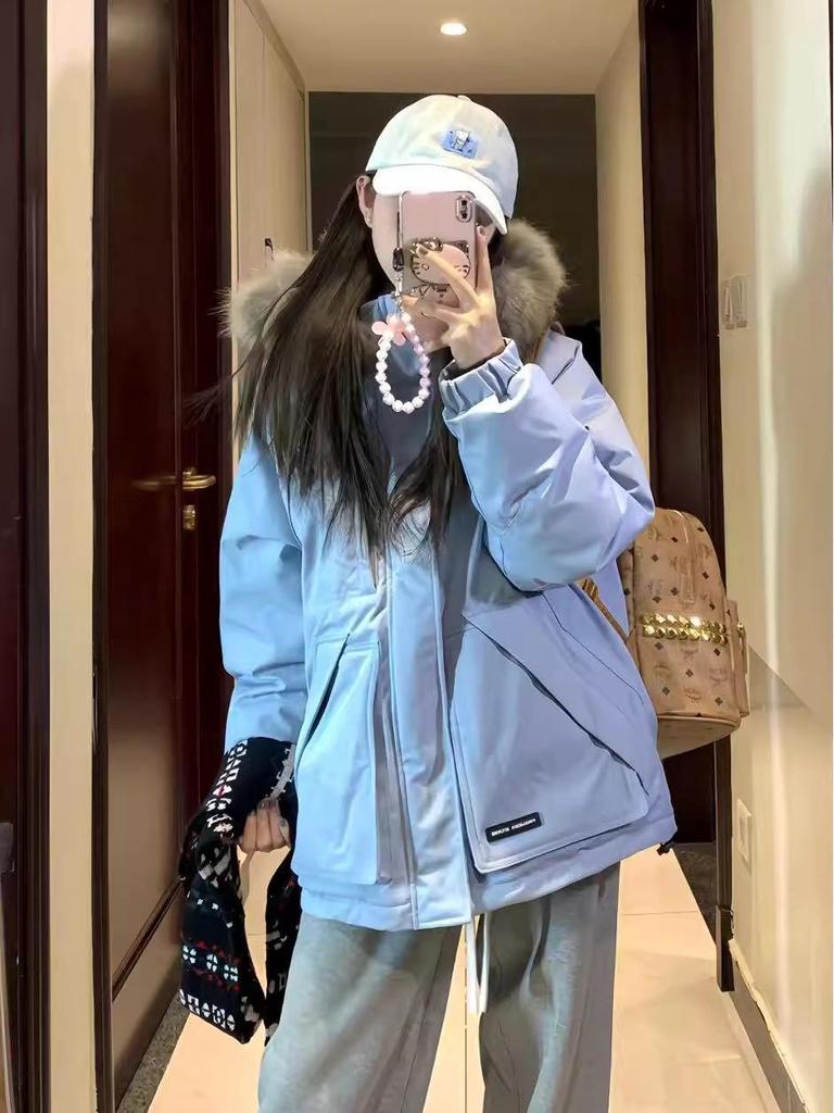 Women's 2025 Winter Windbreaker Down Jacket: Thickened, Loose-Fit Outdoor Parka for Petite Sizes