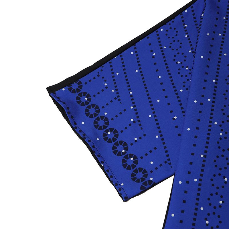 Женские платья больших размеров с круглым вырезом и рукавами средней длины с принтом