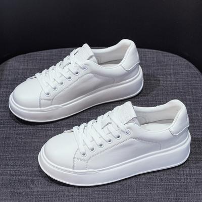 Белые кроссовки в стиле дизайнера одежды 2025 Весна Осень Новые Круглый носок Однотонные Кеды Модные Универсальные Удобные Женские Кроссовки