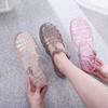 Женские летние прозрачные пляжные римские сандалии - На плоской подошве, нескользящие, с мягкой подошвой, модная повседневная обувь.