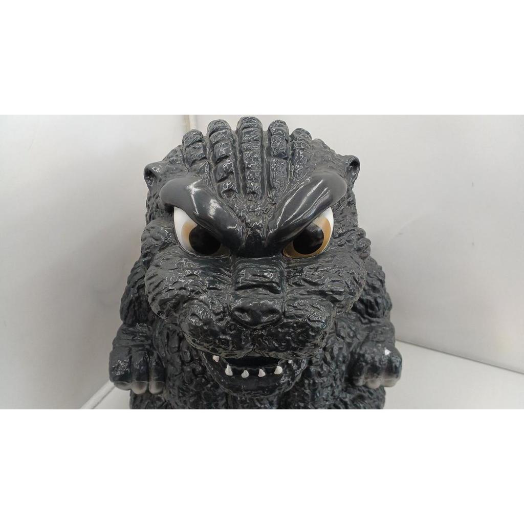 Б/у копилка-свинка Godzilla из мягкого винила YUTAKA 1994