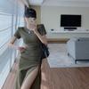 Женское облегающее платье-миди с коротким рукавом, круглым вырезом, драпировкой на боку, разрезом, приталенное, на кулиске, повседневное платье-футболка для летнего стритстайла, повседневной носки