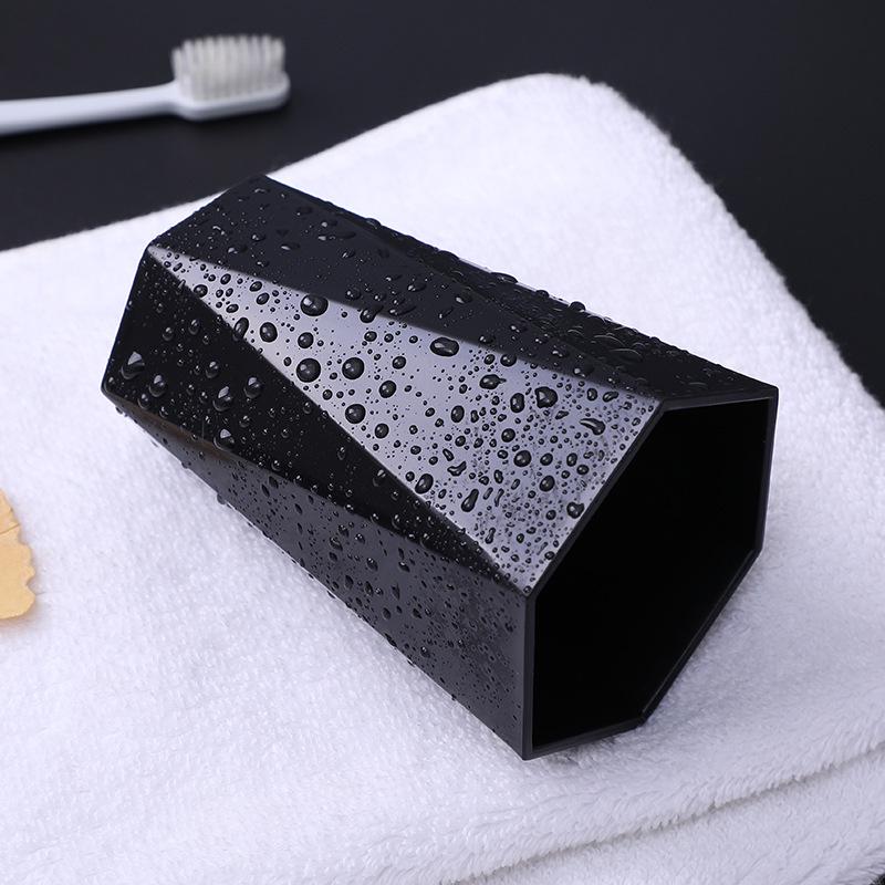 Стаканчик для зубной щетки Nordic в форме ромба — стильный и простой пластиковый стаканчик для ополаскивателя полости рта для дома и отеля.