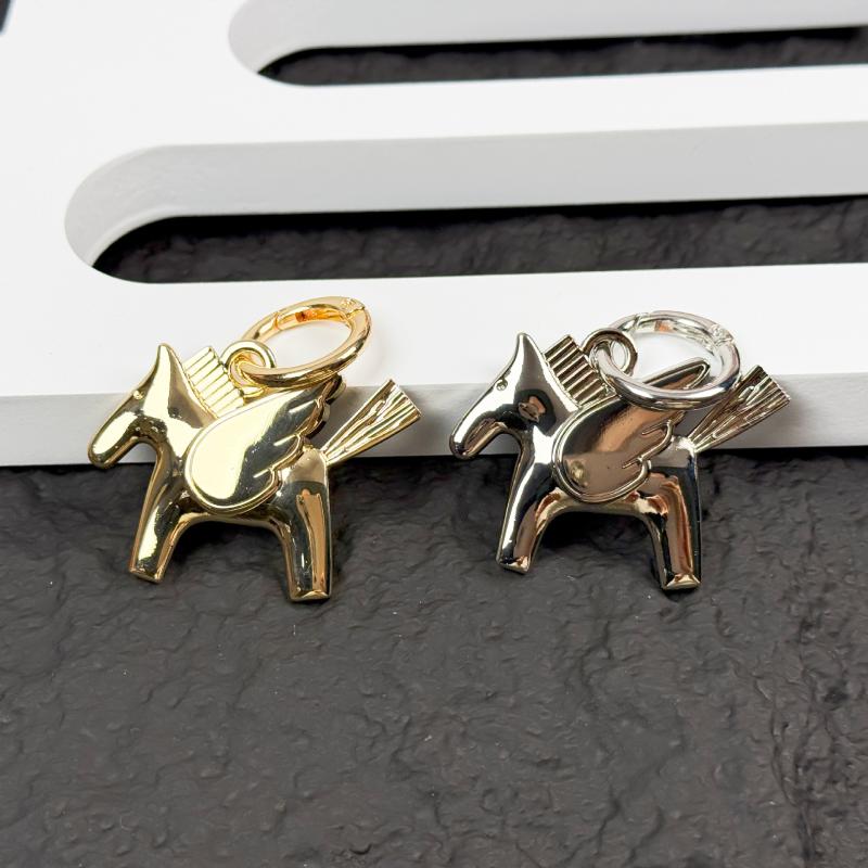 Exquisite Alloy Horse Keychain Pendant For Ladies Pegasus Bag Lock Ornaments Creative Bag Decoration Accessories Gifts
