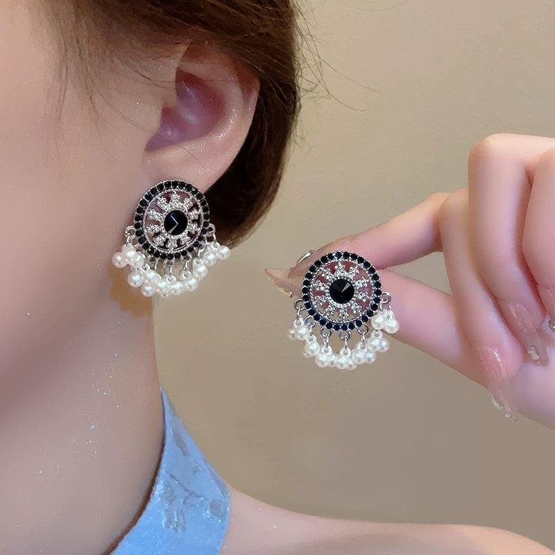 New Chinese Style Miao Girl Pearl Light Luxury High-end Female Retro Ethnic Style Female Earrings