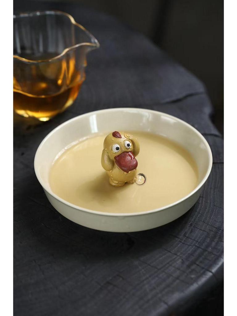 Исинская фиолетовая глина Маленькая желтая уточка Psyduck Чайный питомец Скульптура - Милое Креативное Украшение