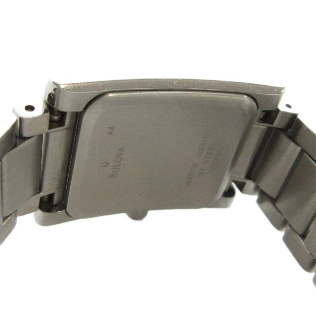 Б/у часы Bulova BULOVA C867807 Кварцевые Аналоговые Квадратные Серебристые GY11 /MQ