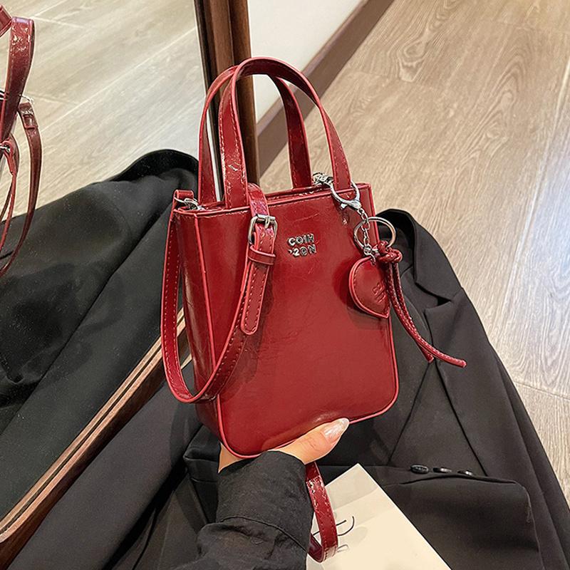 Модная сумка через плечо из искусственной кожи, мини-сумка через плечо из серебра, высококачественная маленькая квадратная сумка для женщин и леди