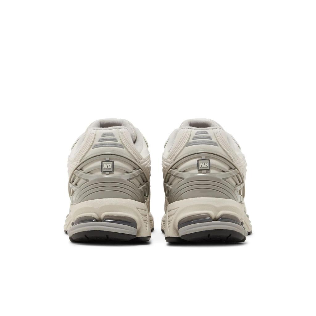 New Balance 1906R 'Белый Серый' (унисекс) Белые / Серые Беговые Кроссовки M1906RD