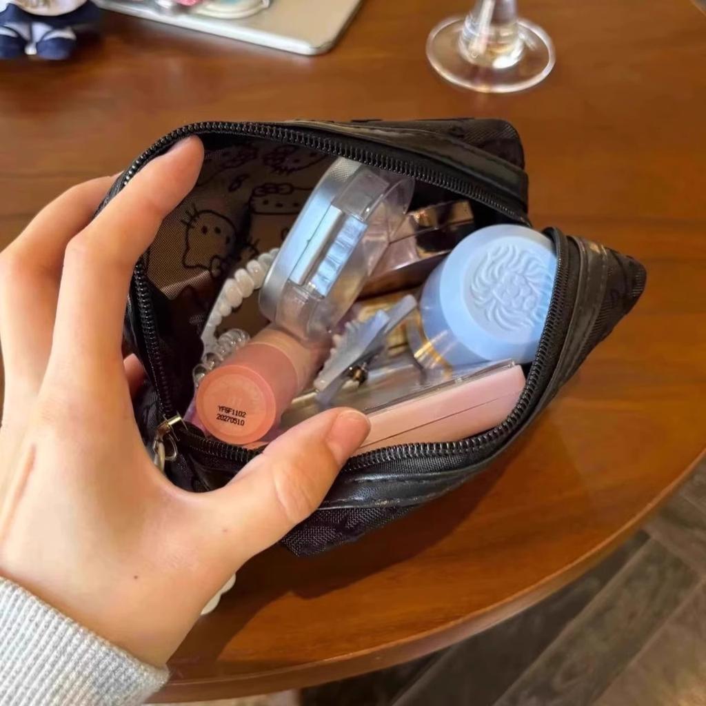 Cute Black Mesh Cosmetic Bag with Kitty Design, Portable Travel Makeup Organizer, Multi-functional Lipstick Pouch, Handheld Touch Up Bag