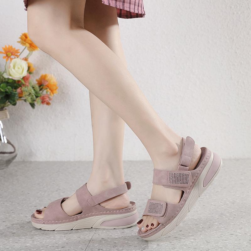 Lightweight Sandals Casual Sports Water Diamonds Thick Soles Velcro Stitching Women's Shoes