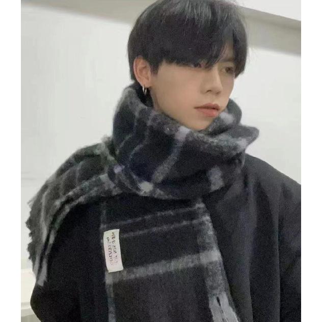 Girls' Winter New High End Versatile Tassel Skin Friendly Student Warm Thick Retro Fashion Scarf