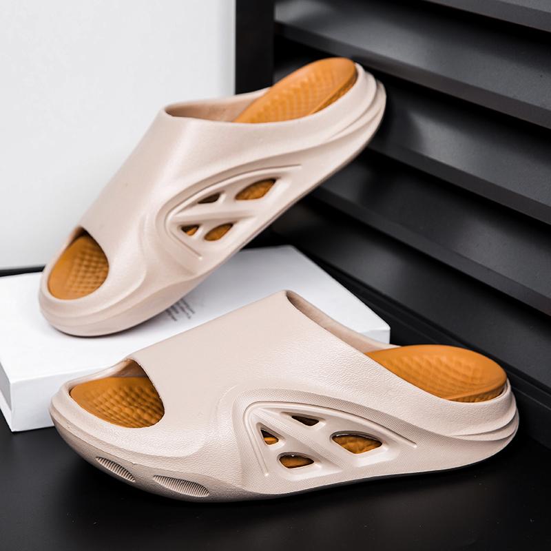 Мода 2025 Мужские роскошные домашние тапочки Летние новые мужские тапочки на толстой подошве для улицы Перфорированная пляжная обувь Ленивые кроссовки Крутые тапочки