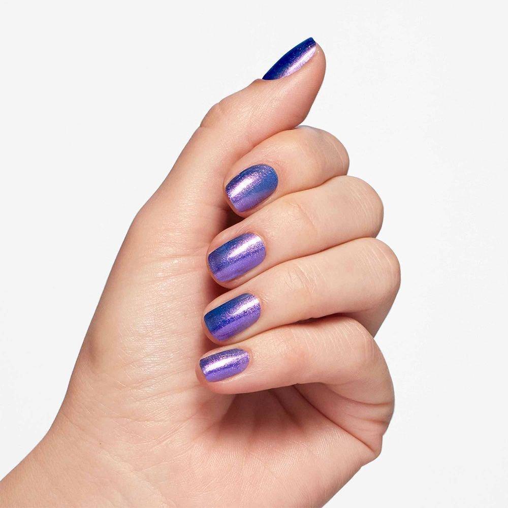 [OPI][INFINITE SHINE] ISL HRQ25 - Встряхивая мои рождественские конфеты