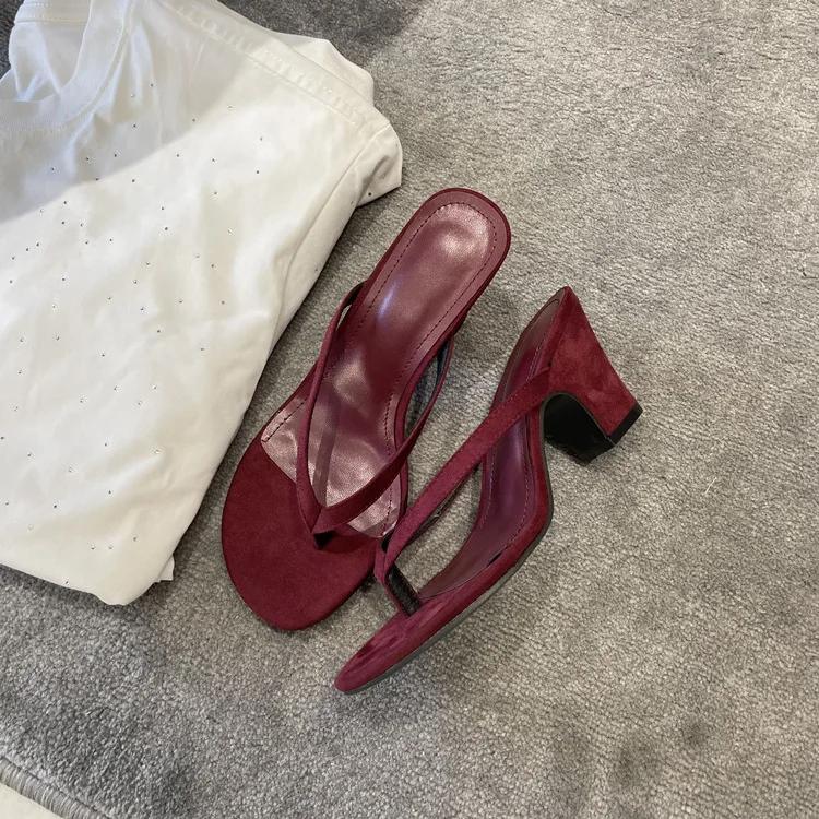 Модные шлепанцы через палец, французский ретро, высококлассные, женские тапочки на высоком каблуке, летние толстые каблуки для улицы