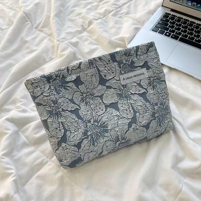 Новая женская сумка 2024 года, взрывная, большая емкость, косметичка премиум-класса, высокая красота, студенческая простая сумка для хранения