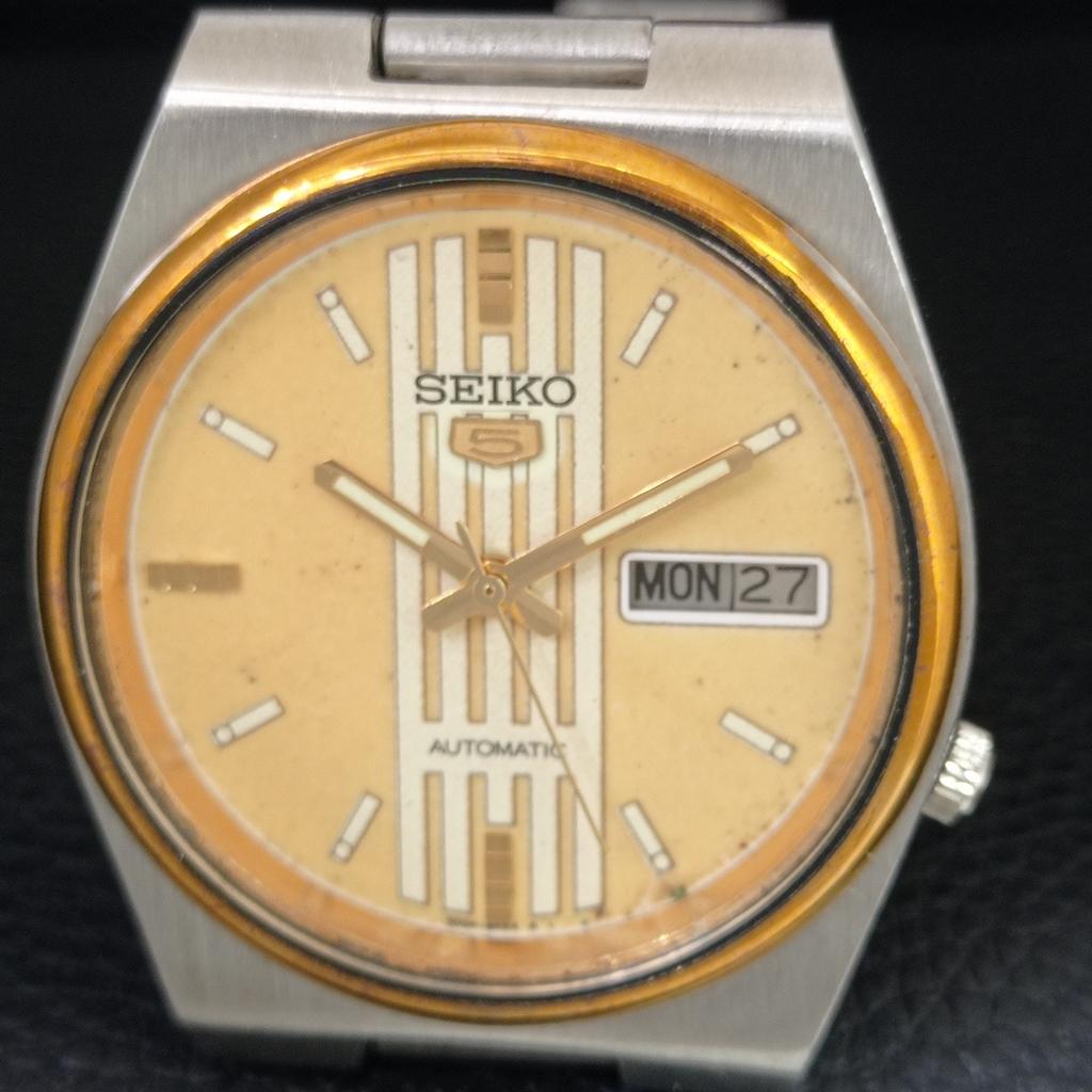 ОРИГИНАЛЬНЫЕ ВИНТАЖНЫЕ МУЖСКИЕ АВТОМАТИЧЕСКИЕ ЧАСЫ SEIKO 5 7009A ЯПОНИЯ ОРИГИНАЛЬНЫЙ ЦИФЕРБЛАТ a709185-1