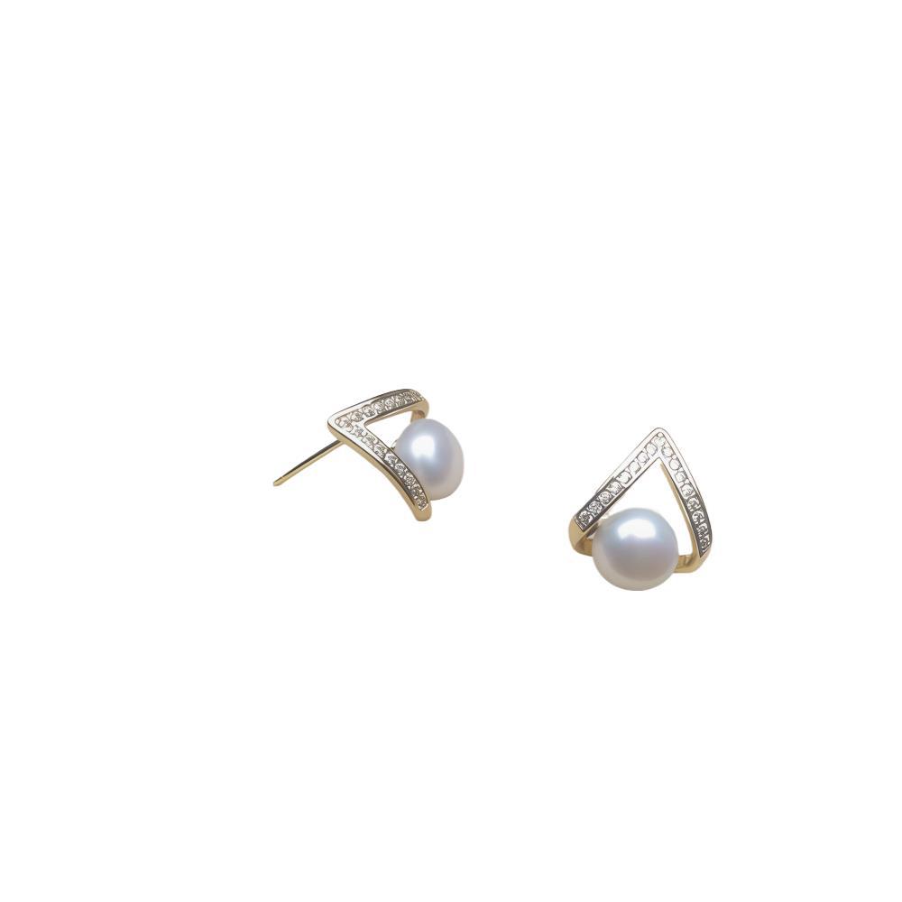 Freshwater pearl cute earrings, a stylish and elegant design for women S9Silver Needle Earrings with Zirconia, Fashionable Earrings