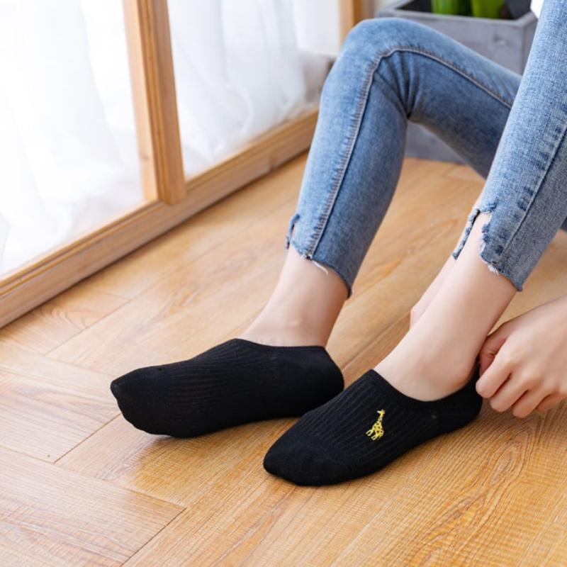 Women Invisible Socks Silicone Anti-slip Socks Animal Pattern Boat Socks