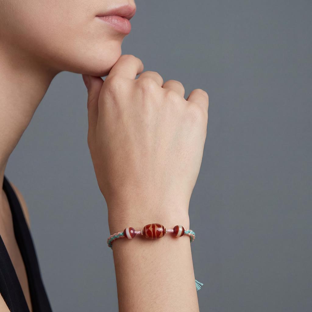 Lancui 2026 Original Design Hand-woven Cotton Wax Thread Tiger-tooth Agate Tibetan Vintage Bracelet Unisex Gift Intangible