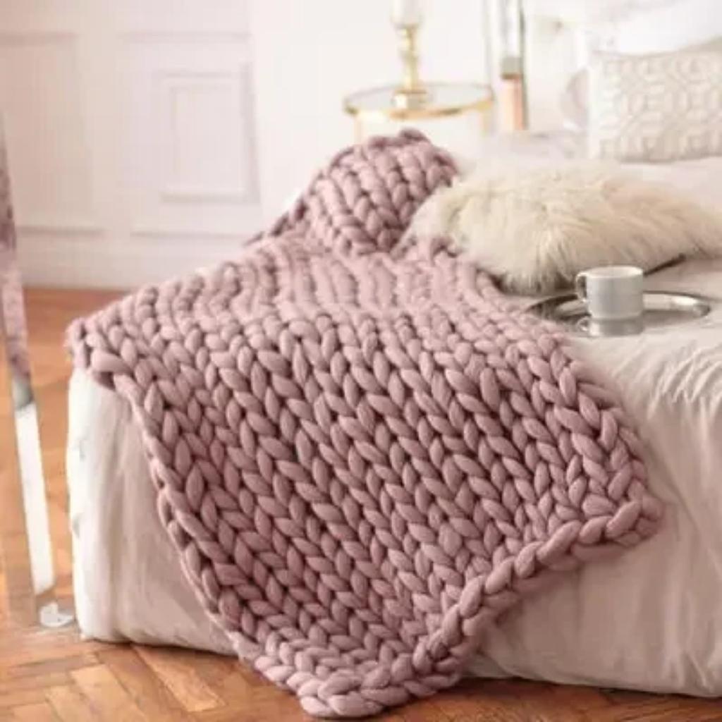 Knitted Handmade Warm Soft Large Coarse Woolen Blanket Pretty Gift For Winter Bed Sofa Girl All Season Sleeping Bag